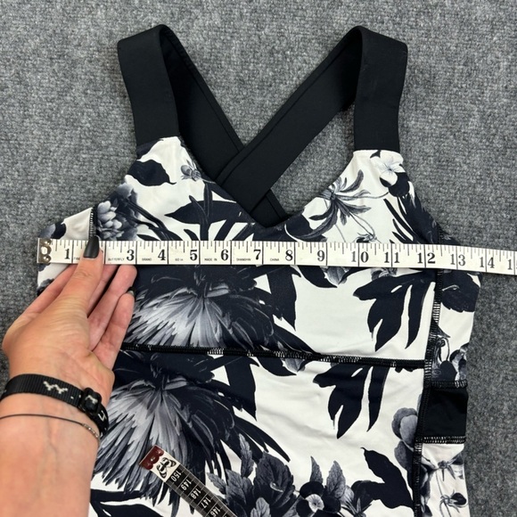 LULULEMON Women’s Push Ur Limits Tank Workout Top Brisk Bloom Black/White size 6 - Picture 8 of 8
